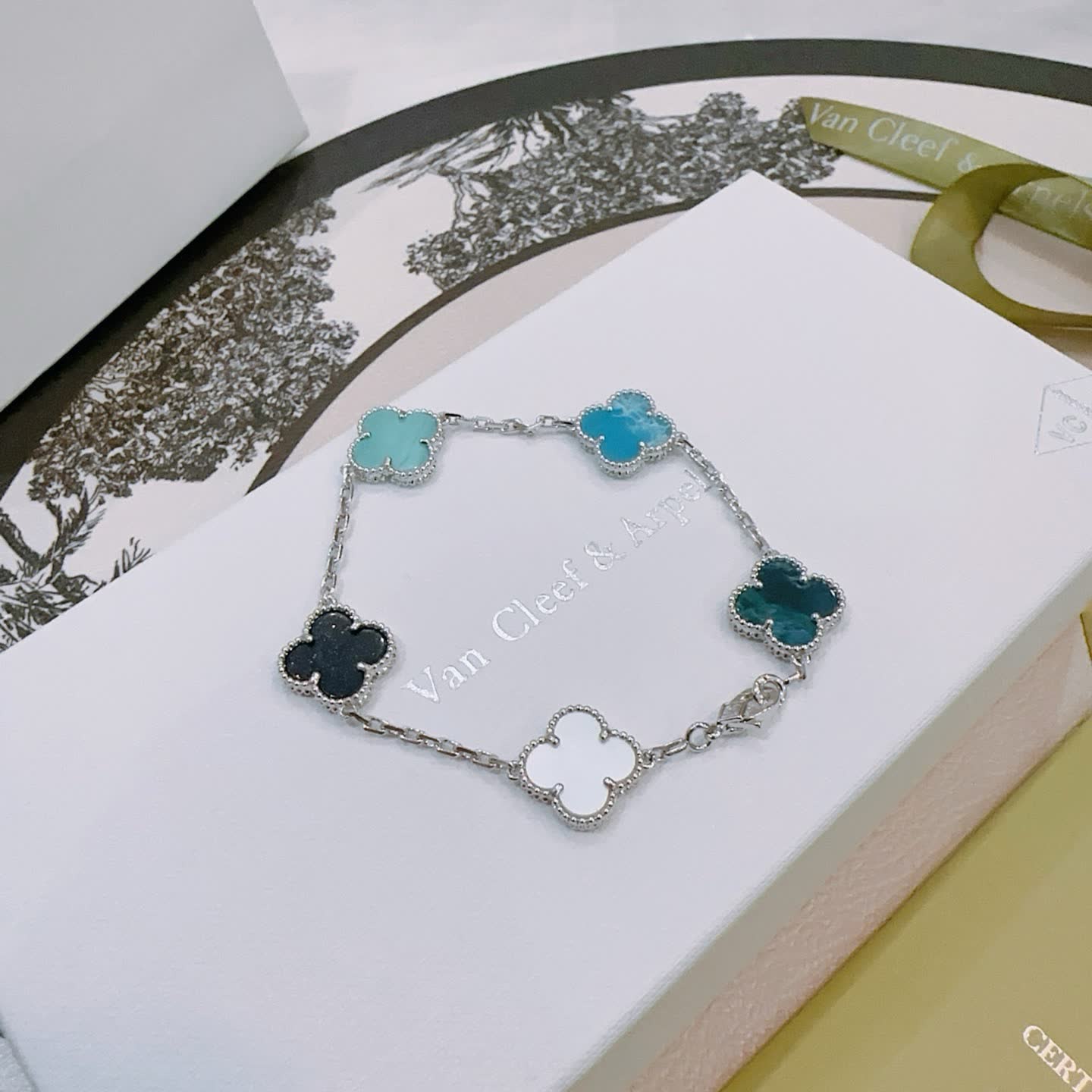 Van Cleef & Arpels Alhambra Bracelet
